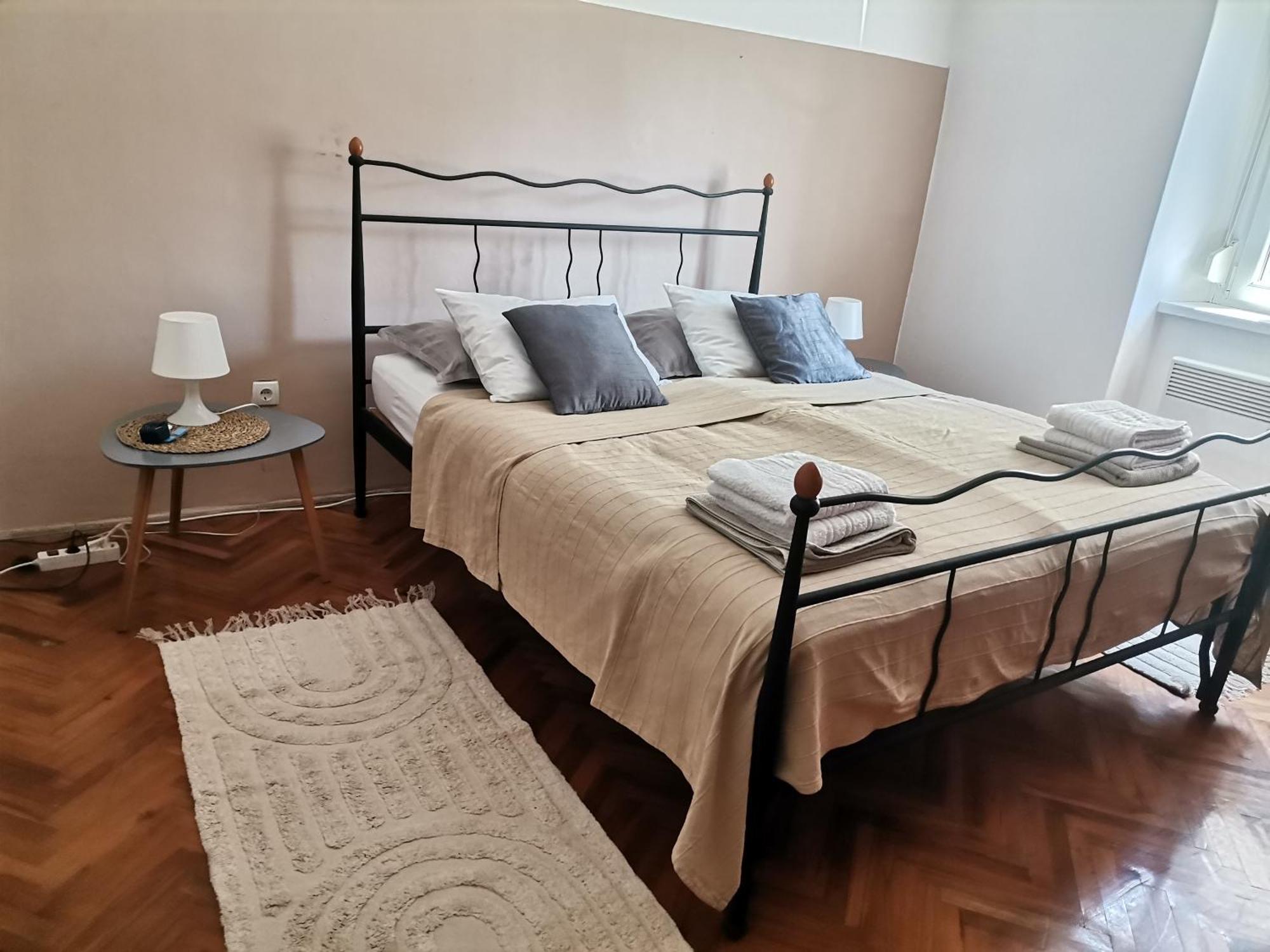 Casa Di Nonna Pina, Kuca U Blizini Arene Lejlighed Pula Eksteriør billede